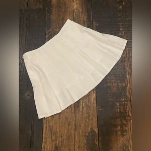 FASHION NEW QUALITY Women’s White Pleated Side Zip Skort